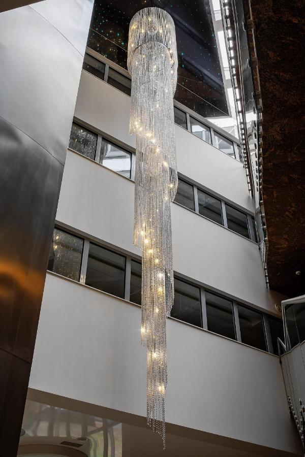 Hotel Uroczysko Cedzyna ภายนอก รูปภาพ